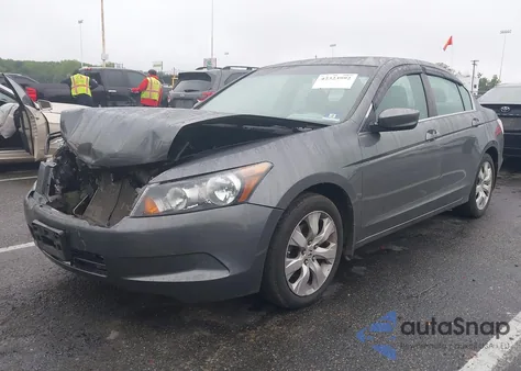 2009 Honda Accord 2.4 Ex-L z USA, uszkodzony, nr VIN 1HGCP26819A055776